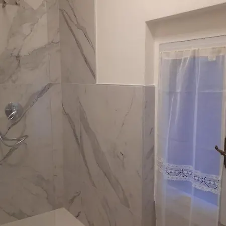 Casa Dea 3 דירה *